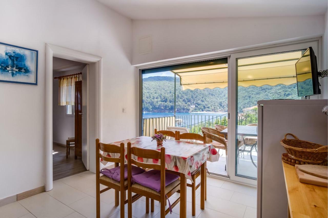 Apartments Валун Екстериор снимка