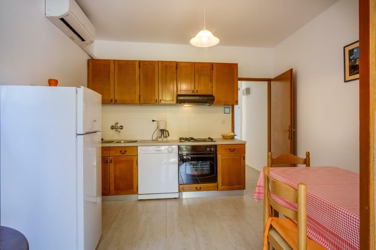 Apartments Валун Екстериор снимка