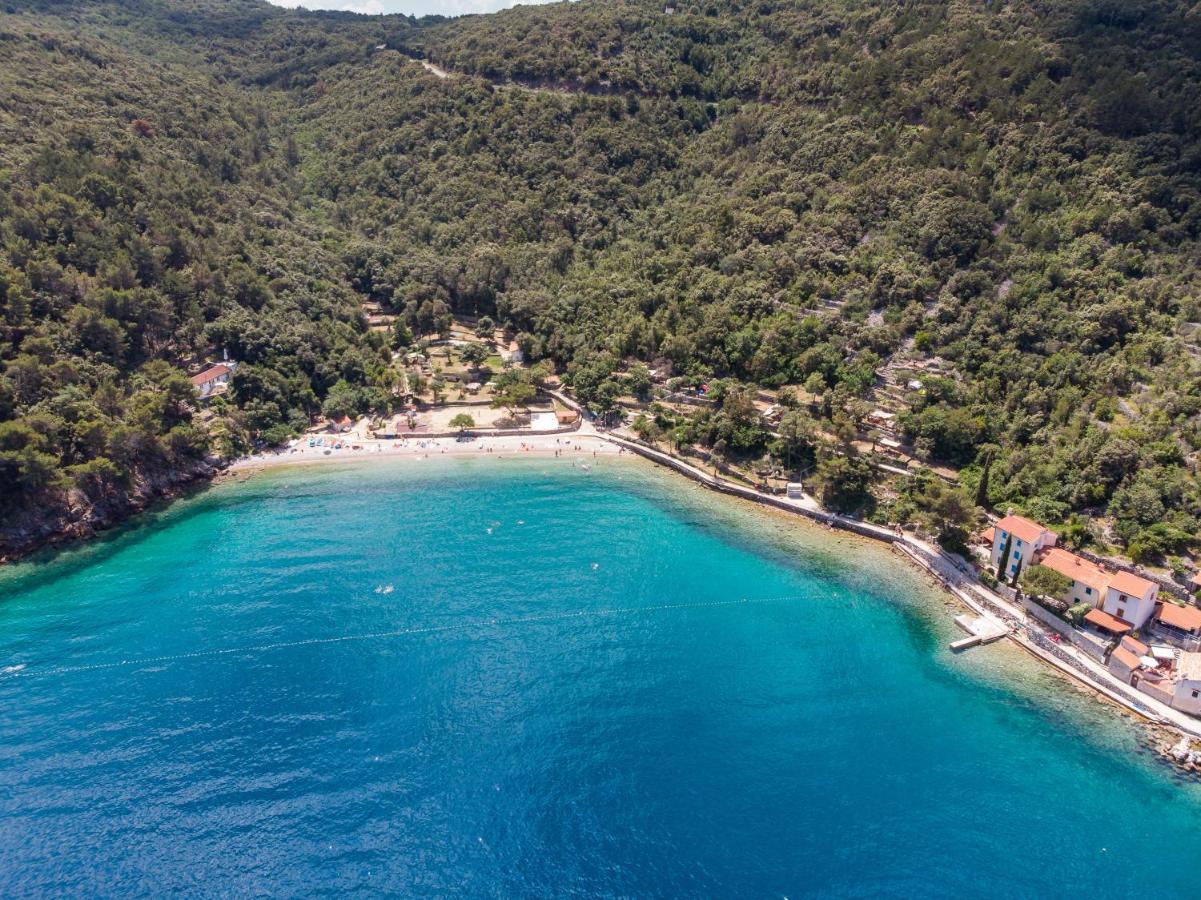 Apartments Валун Екстериор снимка